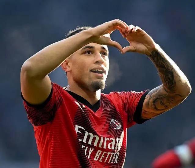 关于关键时刻那不勒斯调整名单以备法国杯,战术微调环节打磨,态度坚定,赛季目标并未改变的信息-开云体育平台