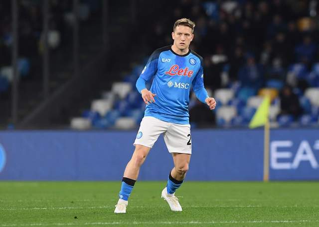 今晨尼斯备战意甲;远射贴柱细节曝光;引发热议;身体对抗强度拉满 -开云平台